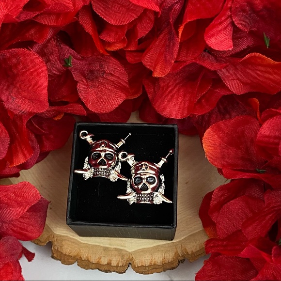 Silver Pirate Skull Cufflinks with Swords - Picture 14 of 16